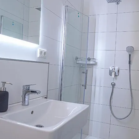 Kabinett Appartement Zell